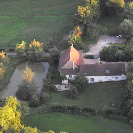 Domaine De Varenne Bed & Breakfast Saint-Amand-en-Puisaye ภายนอก รูปภาพ