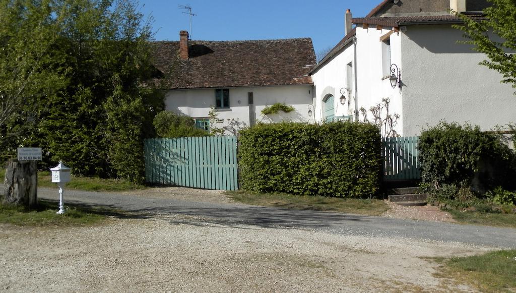 Domaine De Varenne Bed & Breakfast Saint-Amand-en-Puisaye ภายนอก รูปภาพ